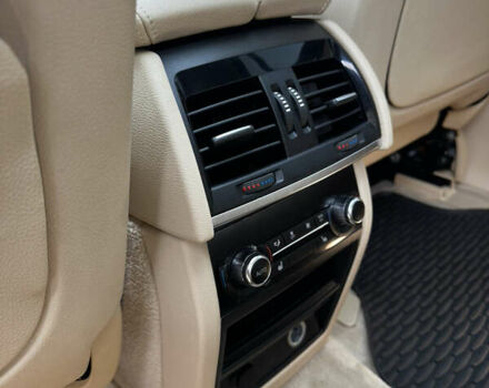 Коричневый БМВ Х5, объемом двигателя 2.99 л и пробегом 261 тыс. км за 27700 $, фото 56 на Automoto.ua