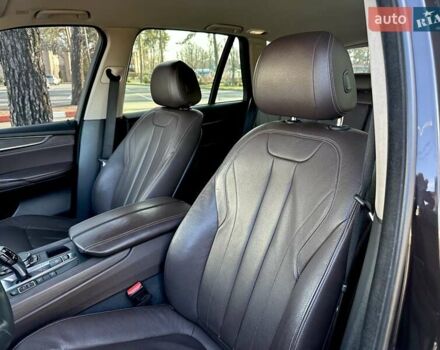 Коричневый БМВ Х5, объемом двигателя 2 л и пробегом 181 тыс. км за 22200 $, фото 12 на Automoto.ua