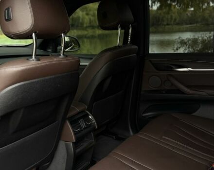 Коричневый БМВ Х5, объемом двигателя 2 л и пробегом 82 тыс. км за 34000 $, фото 6 на Automoto.ua