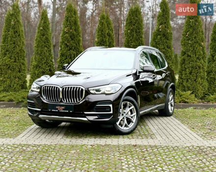 Коричневый БМВ Х5, объемом двигателя 2 л и пробегом 41 тыс. км за 63900 $, фото 1 на Automoto.ua