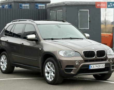 Коричневый БМВ Х5, объемом двигателя 2.98 л и пробегом 203 тыс. км за 11350 $, фото 1 на Automoto.ua