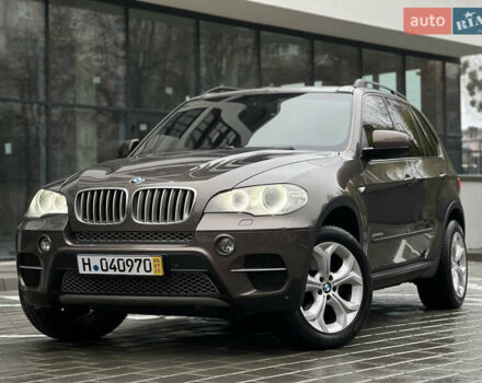 Коричневий БМВ Х5, об'ємом двигуна 3 л та пробігом 289 тис. км за 18500 $, фото 1 на Automoto.ua