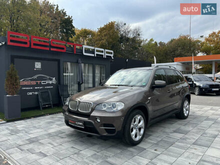 Коричневый БМВ Х5, объемом двигателя 2.99 л и пробегом 249 тыс. км за 19900 $, фото 1 на Automoto.ua