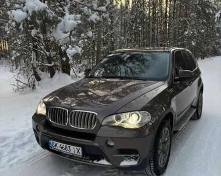 Коричневый БМВ Х5, объемом двигателя 2.99 л и пробегом 238 тыс. км за 16000 $, фото 1 на Automoto.ua