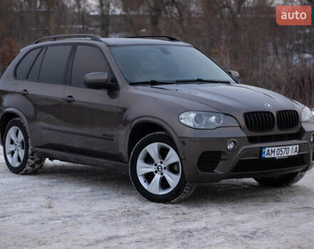 Коричневый БМВ Х5, объемом двигателя 2.99 л и пробегом 222 тыс. км за 17999 $, фото 1 на Automoto.ua