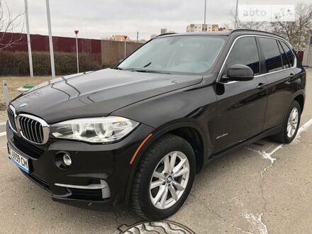 Коричневый БМВ Х5, объемом двигателя 3 л и пробегом 320 тыс. км за 20000 $, фото 1 на Automoto.ua