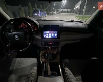 Красный БМВ Х5, объемом двигателя 3 л и пробегом 340 тыс. км за 6500 $, фото 10 на Automoto.ua