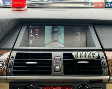 Красный БМВ Х5, объемом двигателя 3 л и пробегом 309 тыс. км за 12390 $, фото 30 на Automoto.ua