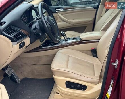 Красный БМВ Х5, объемом двигателя 3 л и пробегом 309 тыс. км за 12390 $, фото 13 на Automoto.ua