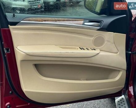 Красный БМВ Х5, объемом двигателя 3 л и пробегом 309 тыс. км за 12390 $, фото 10 на Automoto.ua