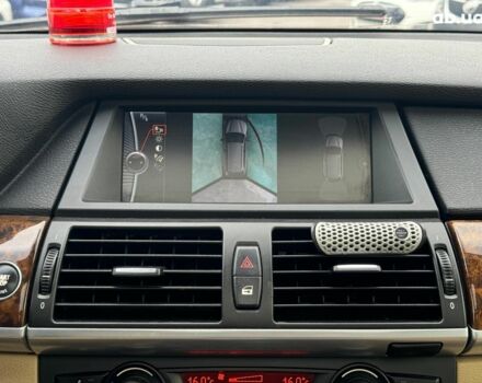 Красный БМВ Х5, объемом двигателя 3 л и пробегом 309 тыс. км за 12390 $, фото 30 на Automoto.ua