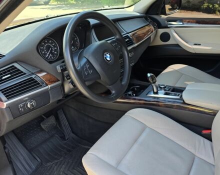 БМВ Х5 2011 в Вишневом на Automoto.ua Красный БМВ Х5, объемом двигателя 3 л и пробегом 261 тыс. км за 12000 $, фото 14 на Automoto.ua