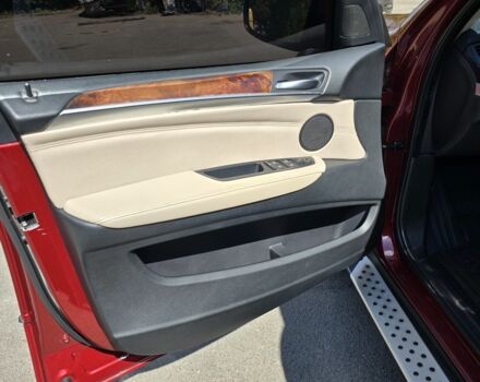 БМВ Х5 2011 в Вишневом на Automoto.ua Красный БМВ Х5, объемом двигателя 3 л и пробегом 261 тыс. км за 12000 $, фото 15 на Automoto.ua