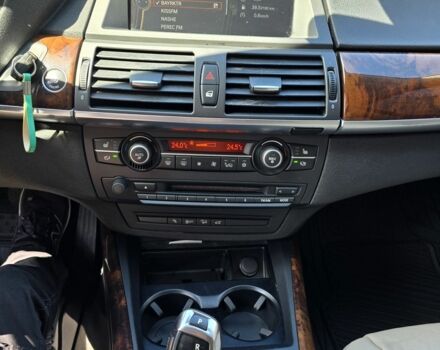 БМВ Х5 2011 в Вишневом на Automoto.ua Красный БМВ Х5, объемом двигателя 3 л и пробегом 261 тыс. км за 12000 $, фото 17 на Automoto.ua