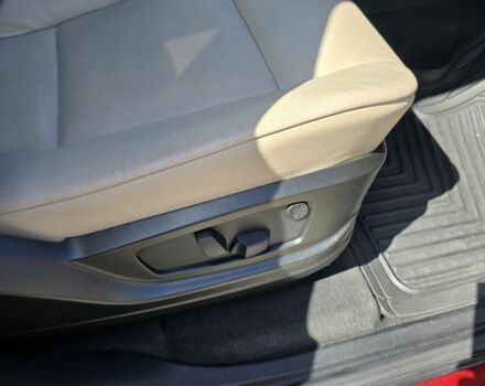 БМВ Х5 2011 в Вишневом на Automoto.ua Красный БМВ Х5, объемом двигателя 3 л и пробегом 261 тыс. км за 12000 $, фото 13 на Automoto.ua