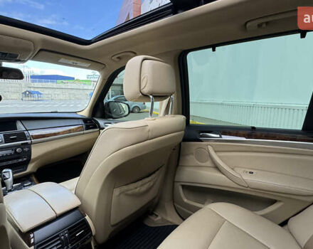 Червоний БМВ Х5, об'ємом двигуна 2.98 л та пробігом 177 тис. км за 17500 $, фото 47 на Automoto.ua