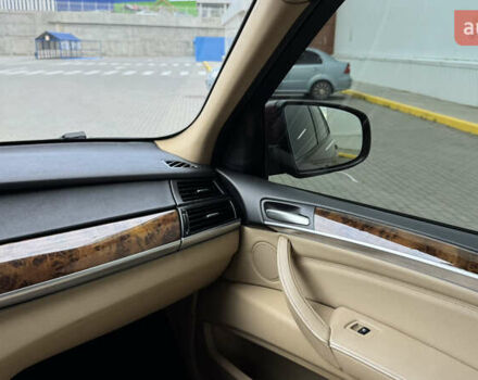 Червоний БМВ Х5, об'ємом двигуна 2.98 л та пробігом 177 тис. км за 17500 $, фото 57 на Automoto.ua