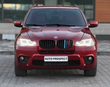 Красный БМВ Х5, объемом двигателя 3 л и пробегом 220 тыс. км за 14000 $, фото 1 на Automoto.ua