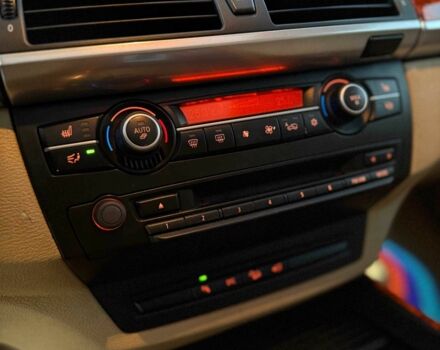 Красный БМВ Х5, объемом двигателя 3 л и пробегом 220 тыс. км за 14000 $, фото 10 на Automoto.ua