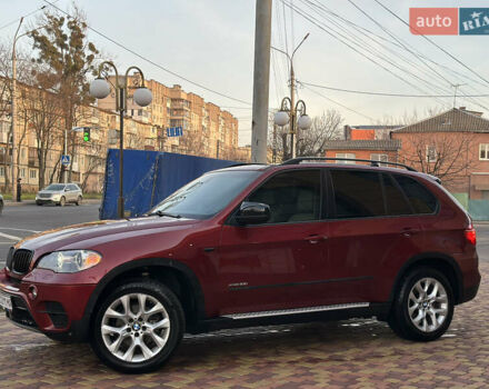 Красный БМВ Х5, объемом двигателя 2.98 л и пробегом 309 тыс. км за 10600 $, фото 1 на Automoto.ua