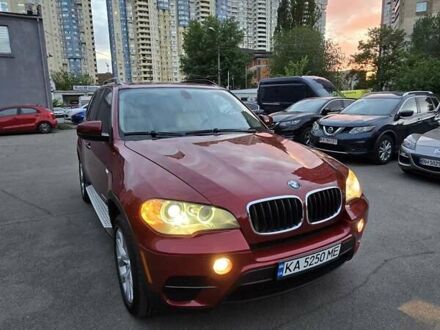 БМВ Х5 2011 у Києві на Automoto.ua Червоний БМВ Х5, об'ємом двигуна 2.98 л та пробігом 267 тис. км за 12900 $, фото 1 на Automoto.ua