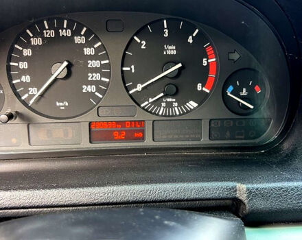 БМВ Х5, об'ємом двигуна 3 л та пробігом 232 тис. км за 7410 $, фото 3 на Automoto.ua