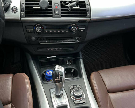 БМВ Х5, объемом двигателя 3 л и пробегом 260 тыс. км за 16500 $, фото 12 на Automoto.ua