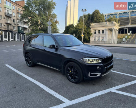 БМВ Х5 2013 в Днепре (Днепропетровске) на Automoto.ua БМВ Х5, объемом двигателя 2.99 л и пробегом 219 тыс. км за 30000 $, фото 2 на Automoto.ua