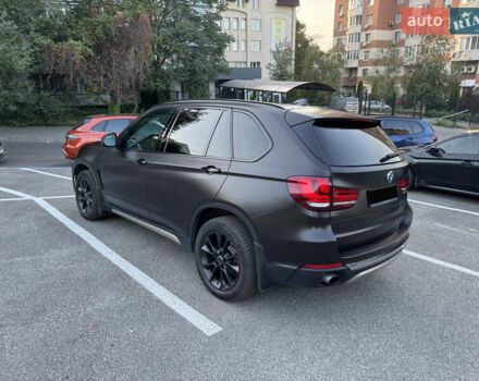 БМВ Х5 2013 в Днепре (Днепропетровске) на Automoto.ua БМВ Х5, объемом двигателя 2.99 л и пробегом 219 тыс. км за 30000 $, фото 6 на Automoto.ua