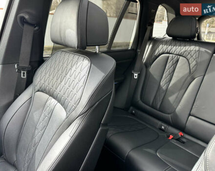 БМВ Х5, объемом двигателя 3 л и пробегом 120 тыс. км за 65700 $, фото 25 на Automoto.ua