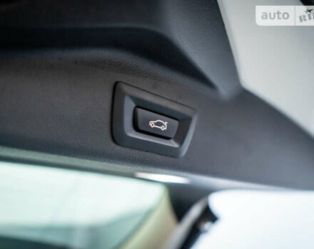 БМВ Х5, объемом двигателя 2 л и пробегом 27 тыс. км за 59064 $, фото 23 на Automoto.ua