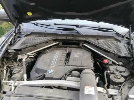 БМВ Х5, объемом двигателя 3 л и пробегом 286 тыс. км за 12000 $, фото 1 на Automoto.ua