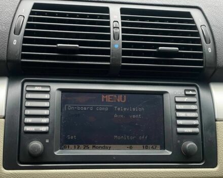 Желтый БМВ Х5, объемом двигателя 3 л и пробегом 385 тыс. км за 8400 $, фото 10 на Automoto.ua