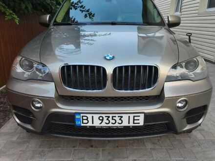 Желтый БМВ Х5, объемом двигателя 3 л и пробегом 230 тыс. км за 15000 $, фото 1 на Automoto.ua