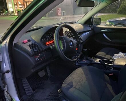 Сірий БМВ Х5, об'ємом двигуна 3 л та пробігом 350 тис. км за 7900 $, фото 5 на Automoto.ua