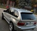 Серый БМВ Х5, объемом двигателя 3 л и пробегом 300 тыс. км за 6701 $, фото 3 на Automoto.ua