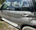 Серый БМВ Х5, объемом двигателя 3 л и пробегом 300 тыс. км за 5500 $, фото 3 на Automoto.ua