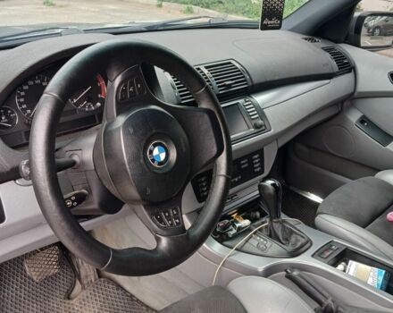 Сірий БМВ Х5, об'ємом двигуна 3 л та пробігом 400 тис. км за 10000 $, фото 6 на Automoto.ua