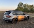 Серый БМВ Х5, объемом двигателя 3 л и пробегом 275 тыс. км за 10600 $, фото 3 на Automoto.ua