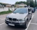 Сірий БМВ Х5, об'ємом двигуна 3 л та пробігом 400 тис. км за 10000 $, фото 1 на Automoto.ua