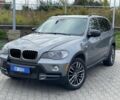 Серый БМВ Х5, объемом двигателя 3 л и пробегом 174 тыс. км за 15500 $, фото 1 на Automoto.ua