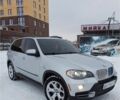Серый БМВ Х5, объемом двигателя 3 л и пробегом 280 тыс. км за 11800 $, фото 1 на Automoto.ua