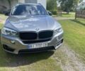 Серый БМВ Х5, объемом двигателя 3 л и пробегом 308 тыс. км за 28000 $, фото 1 на Automoto.ua