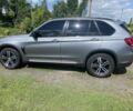 Серый БМВ Х5, объемом двигателя 3 л и пробегом 308 тыс. км за 28000 $, фото 1 на Automoto.ua