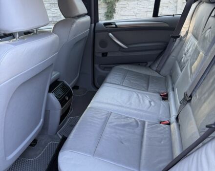 Серый БМВ Х5, объемом двигателя 4.4 л и пробегом 250 тыс. км за 7700 $, фото 11 на Automoto.ua