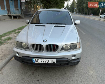 Серый БМВ Х5, объемом двигателя 4.4 л и пробегом 250 тыс. км за 8000 $, фото 4 на Automoto.ua