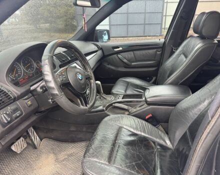 Серый БМВ Х5, объемом двигателя 4.4 л и пробегом 230 тыс. км за 4800 $, фото 8 на Automoto.ua