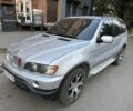 Серый БМВ Х5, объемом двигателя 4.4 л и пробегом 250 тыс. км за 8000 $, фото 1 на Automoto.ua