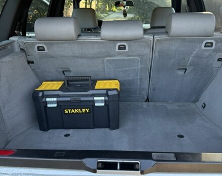 Серый БМВ Х5, объемом двигателя 4.4 л и пробегом 250 тыс. км за 7700 $, фото 16 на Automoto.ua