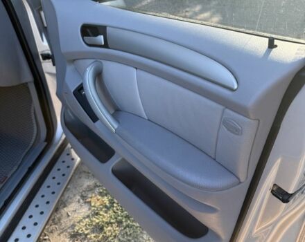 Серый БМВ Х5, объемом двигателя 4.4 л и пробегом 250 тыс. км за 7700 $, фото 4 на Automoto.ua